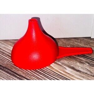 RED Tupperware Funnel Large Hershey Kiss Shape Gadget New#1227